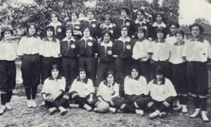 Primer partido fútbol femenino